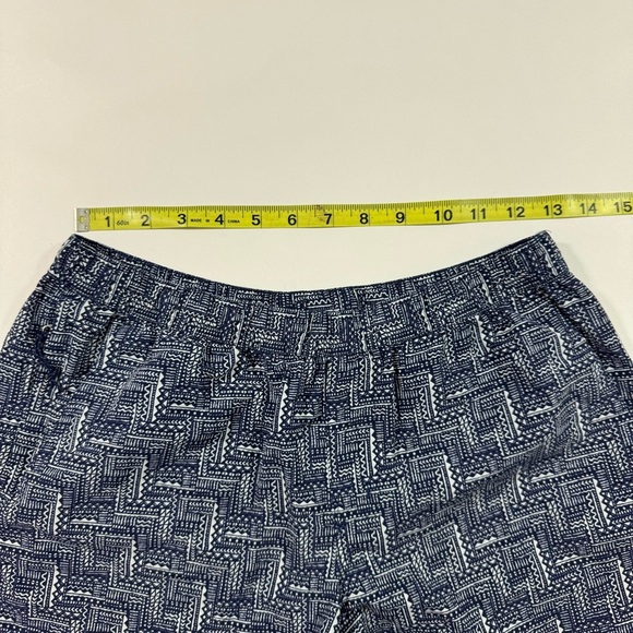 LL Bean Nylon Printed Shorts Blue White Size Small Hiking - Picture 6 of 7